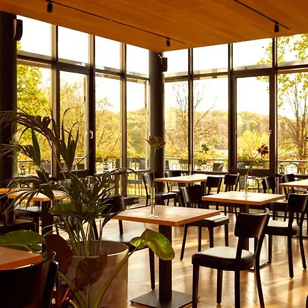 Amsee Hotel 4*